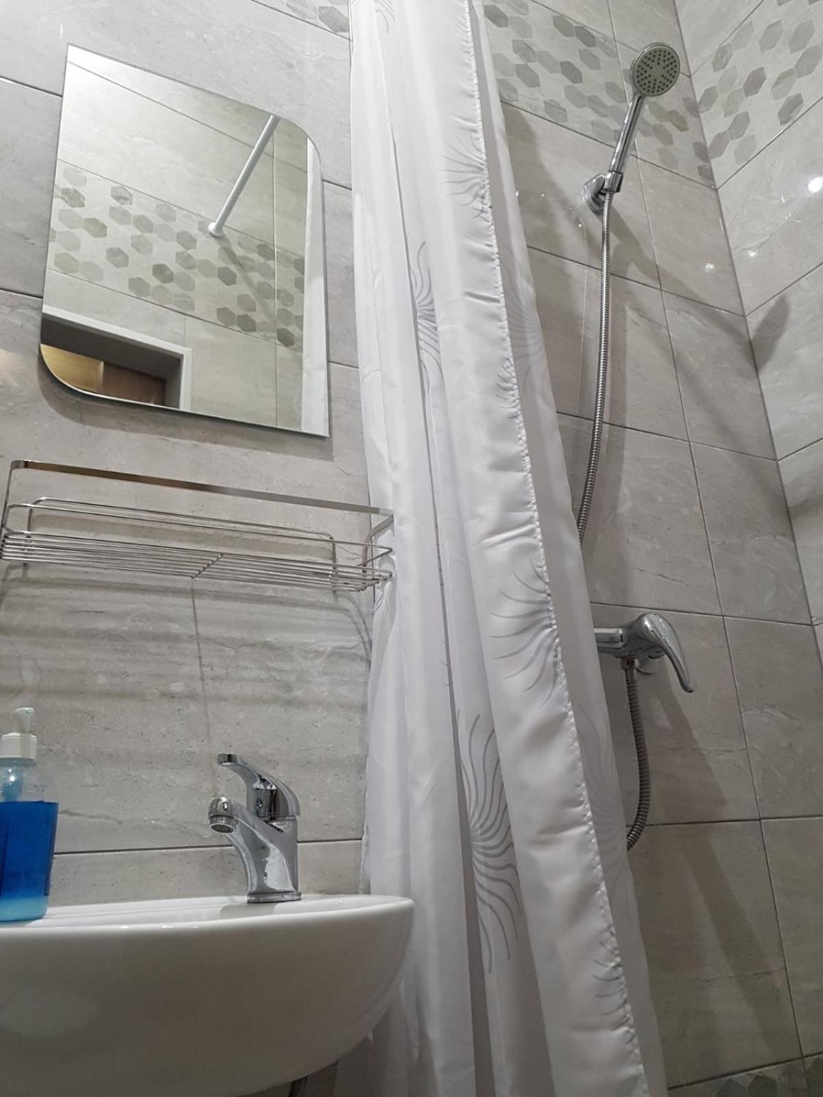 Apartments Near Rynok Square On Staroyevreyska And Fedorova Streets Apartment *